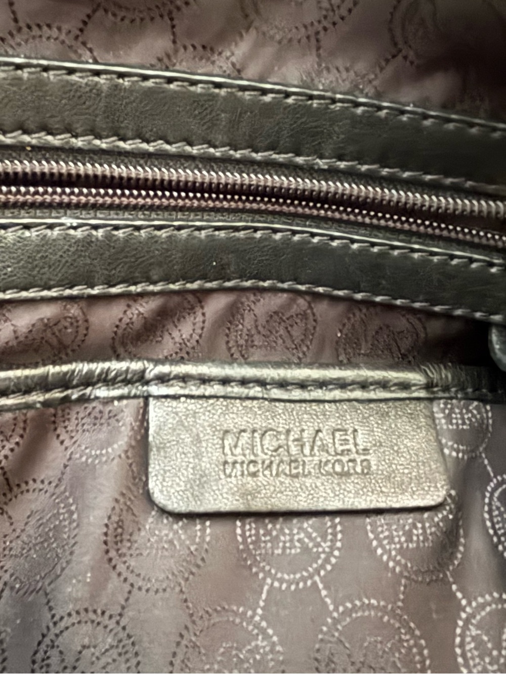 Michael Kors Quilted leather bag - Picture 3 of 5